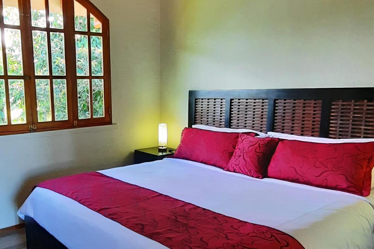Hotel El Castillo Luxury Boutique Hotel- (adults Only) Ojochal