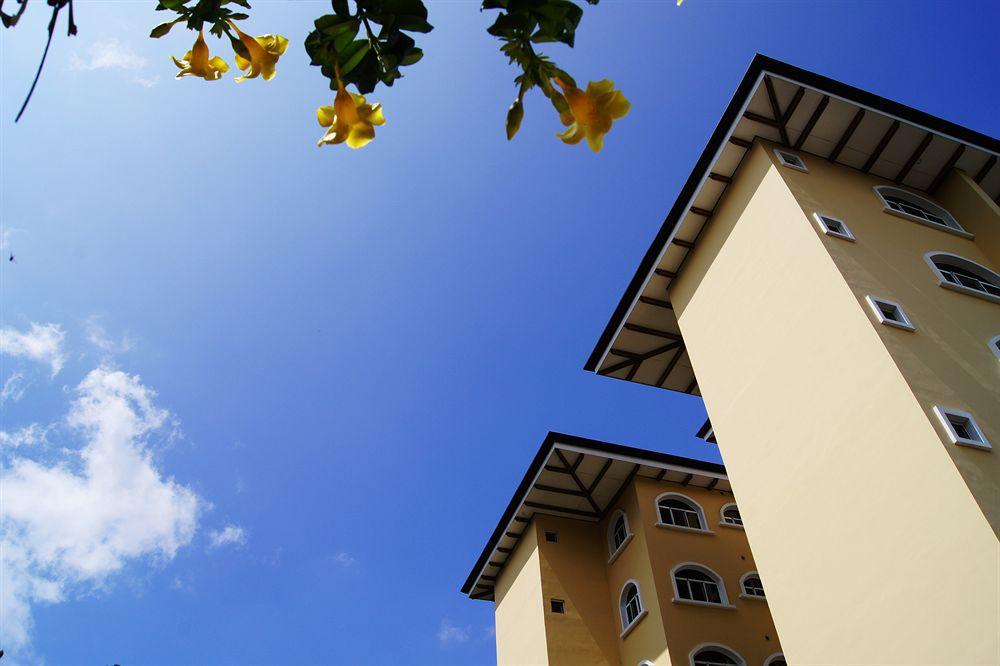 Hotel Apartotel & Del Rio 4*