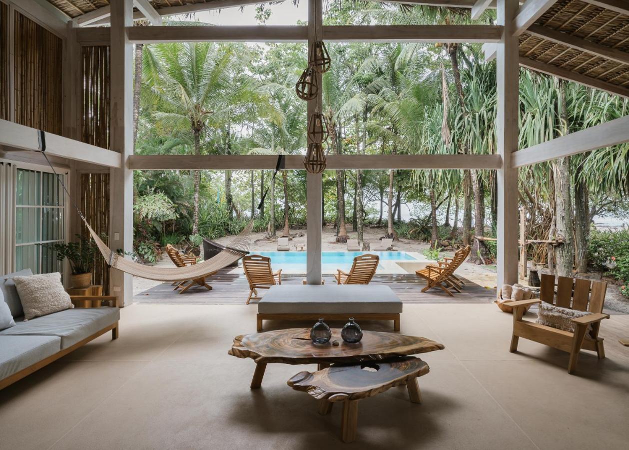 Casa Arena Beachfront *
