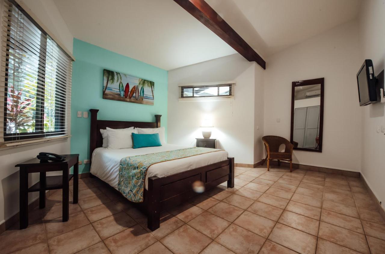 Bahia Del Sol Beach Front Boutique 4*