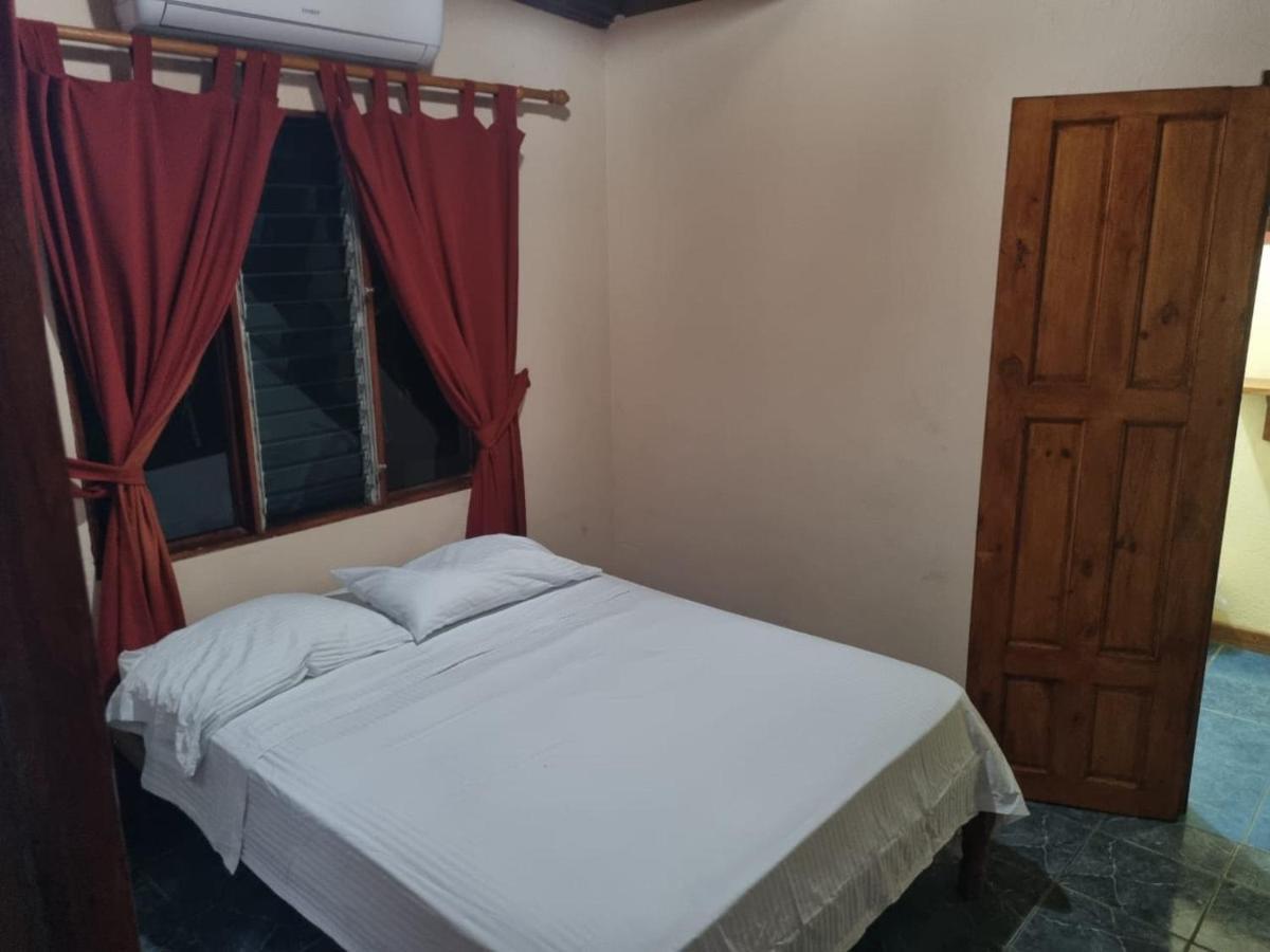 Cristina - Familiar Bed & Breakfast 3*