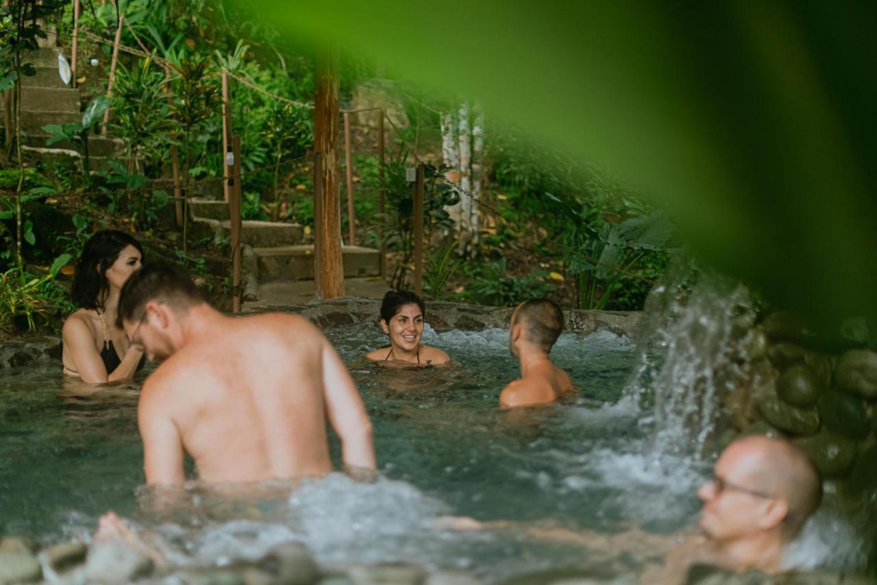 Bed & Breakfast Oasis Diverse Adult Retreat