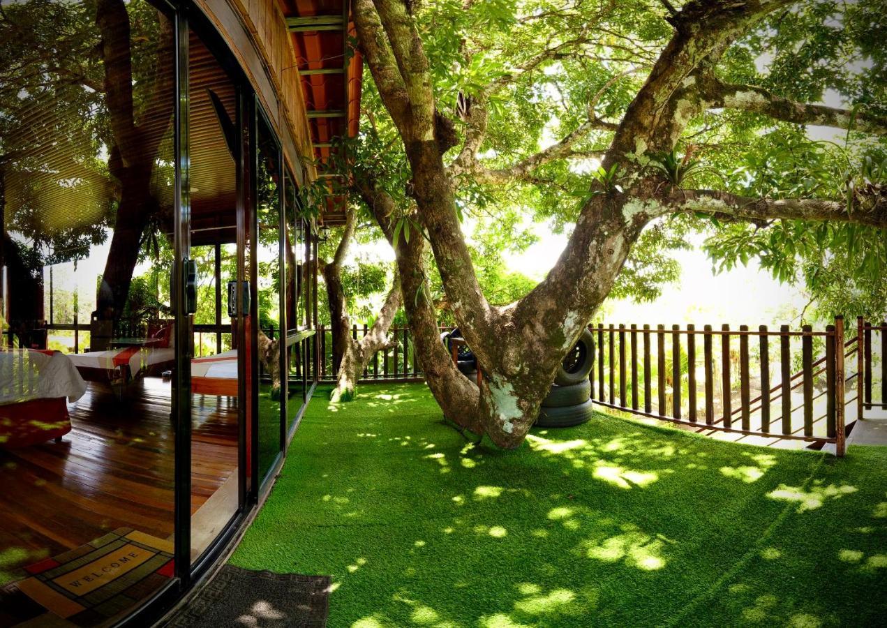 Heliconias Nature & Hot Springs Hotel