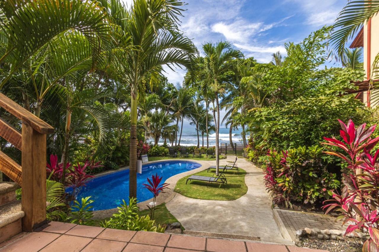 Hotel Ola Bonita Beachfront 3*