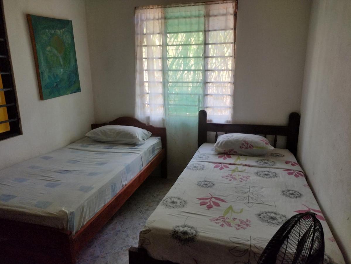 Hostel Cabinas Del Mar *