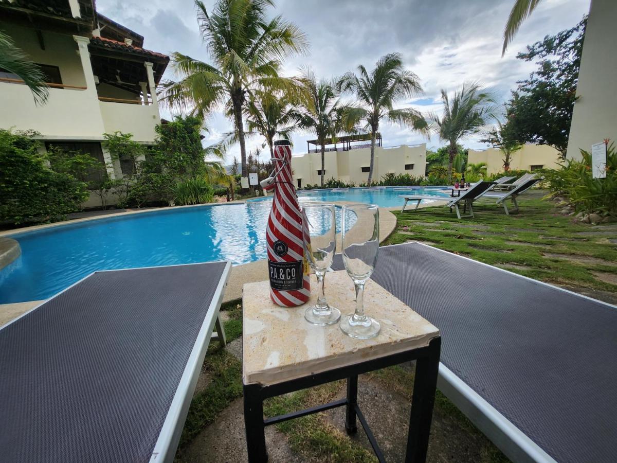 Amazing Oceanview Rooftop Terrace Walk To Apartment