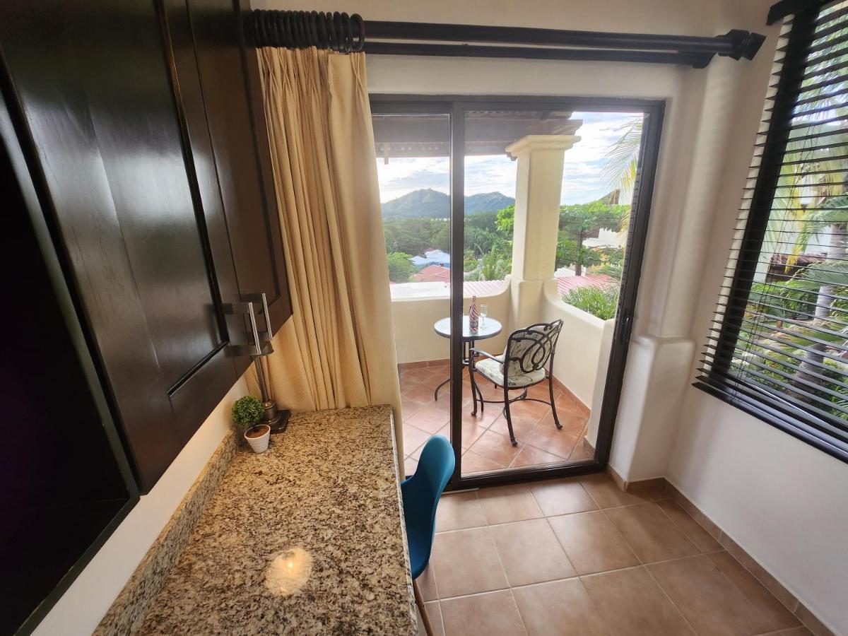 Amazing Oceanview Rooftop Terrace Walk To *
