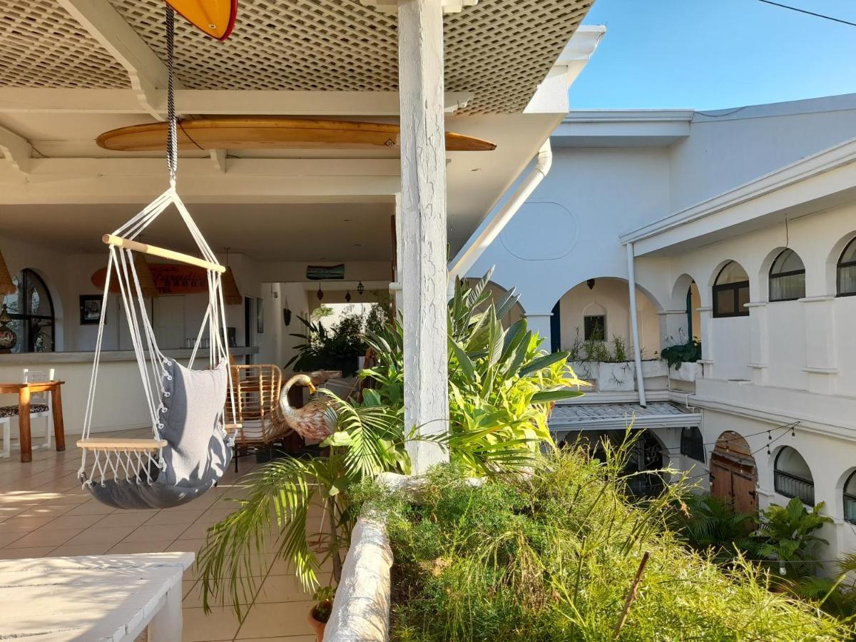 Hotel Zulu Surf 3*
