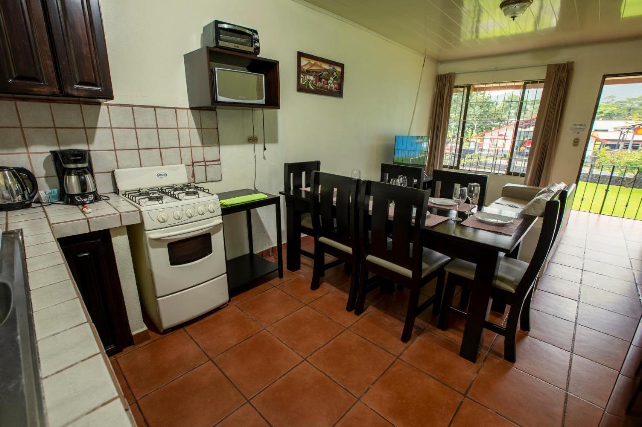 Condo's Vista Al Volcan 3*