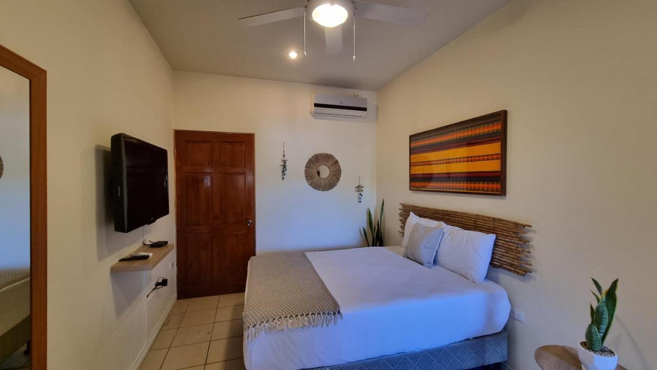Zulu Surf Hotel