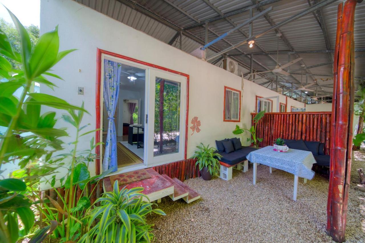 Jungle's Edge Hotel Nosara