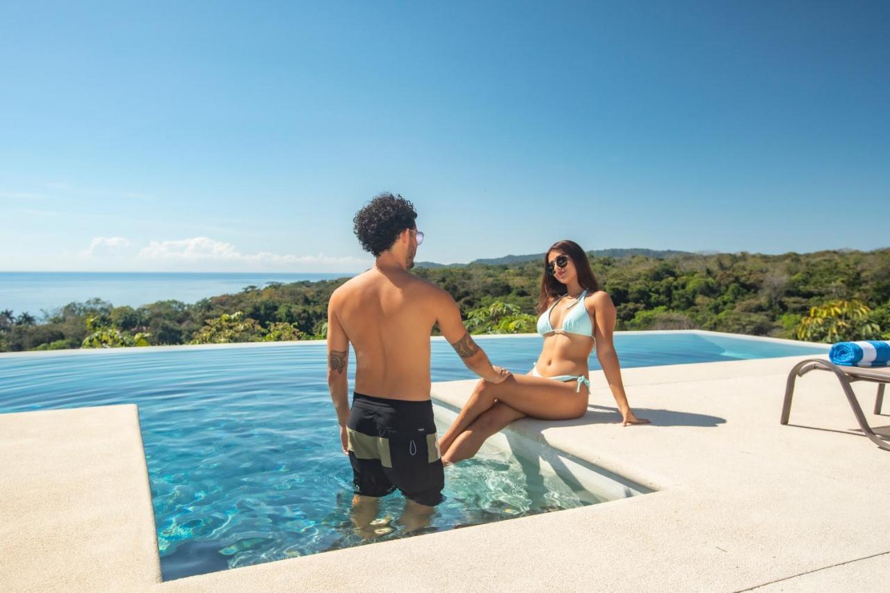 Adeluna Luxury