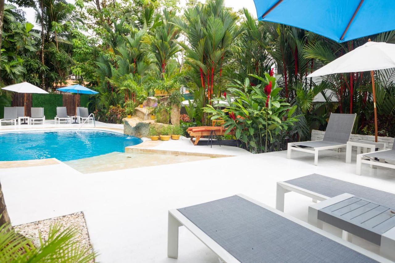La Vela Boutique (adults Only)