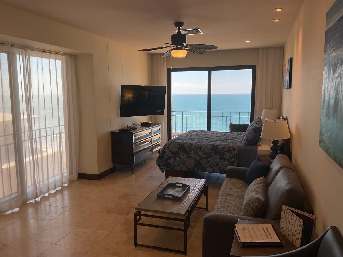 Oceanfront #1119 In A Luxury Apartment