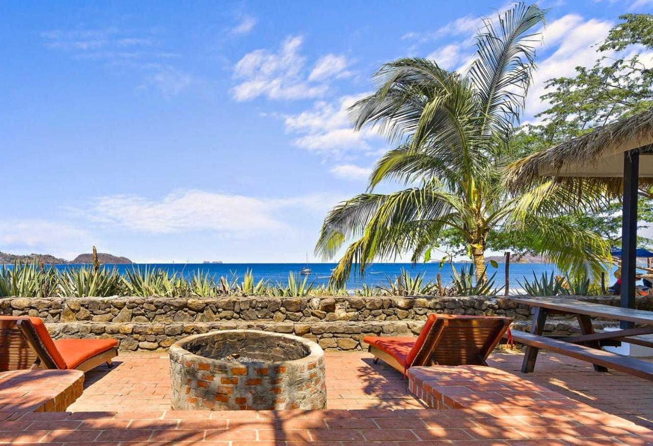 Playa Potrero - Beachfront Villa, Big Private Pool - Casa Bella Catalina