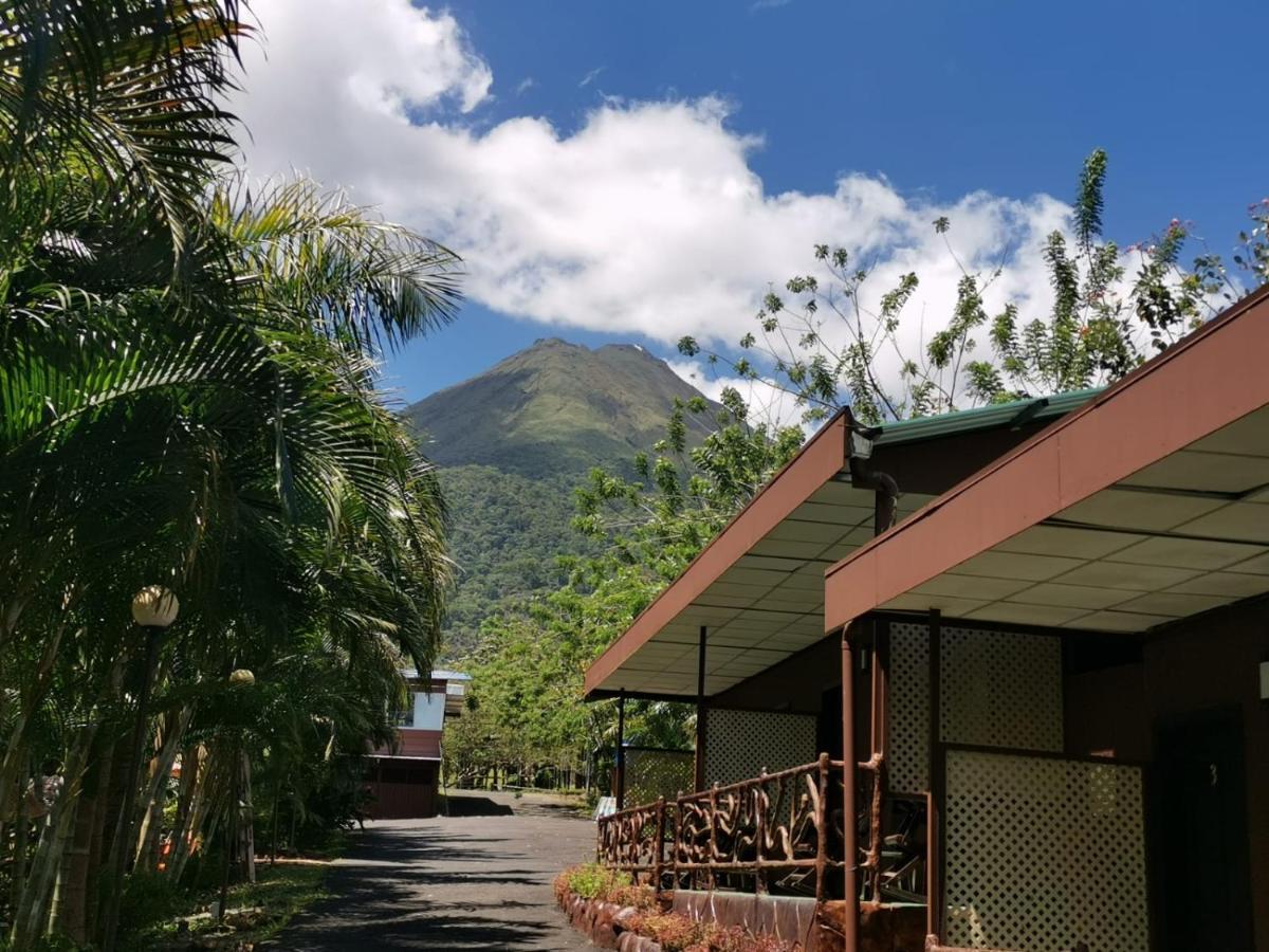 Hotel Palmera Real Hot Springs