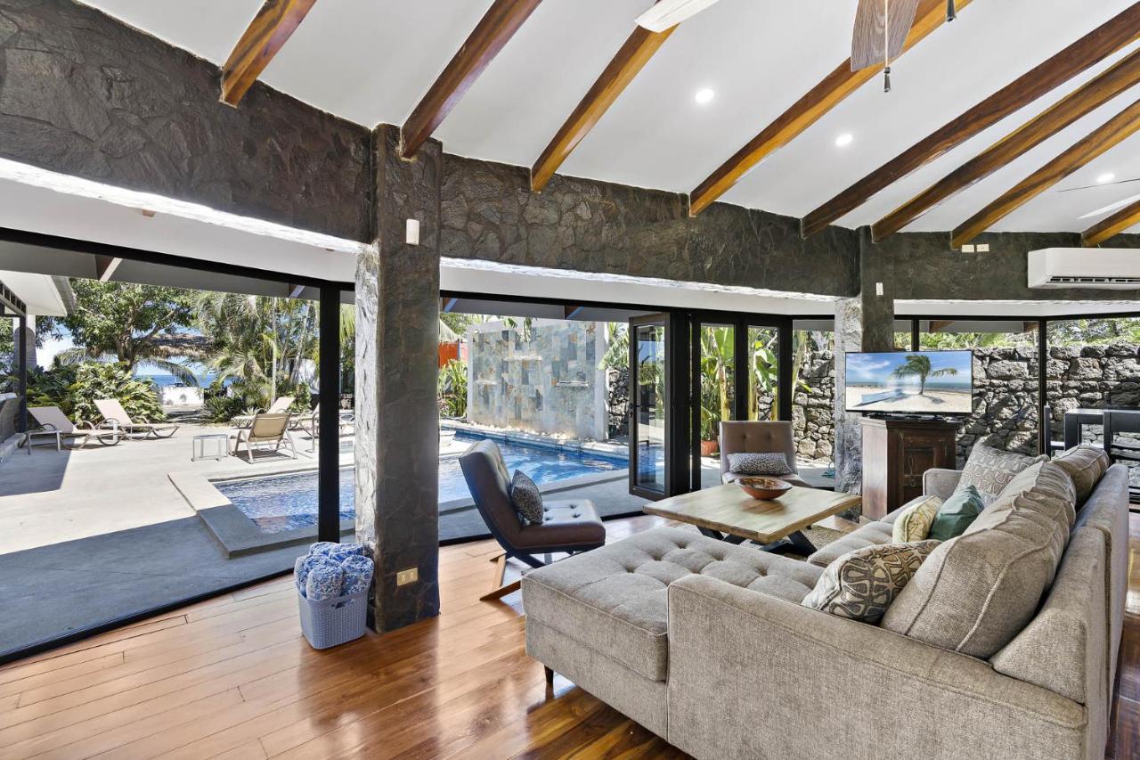 Holiday home Playa Potrero - Beachfront Villa, Big Private Pool - Casa Bella Catalina