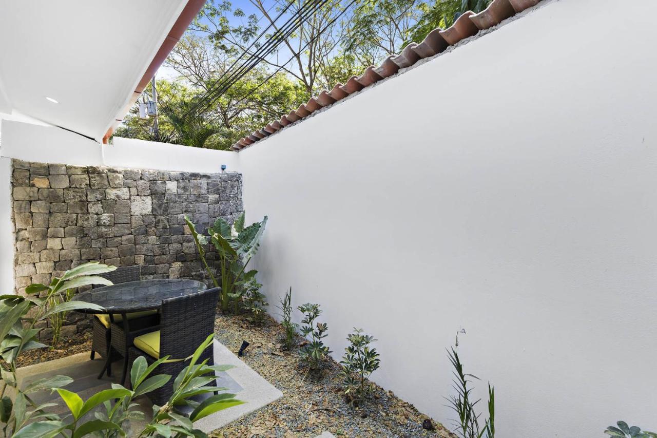 Playa Potrero - Beachfront Villa, Big Private Pool - Casa Bella Catalina Holiday home *