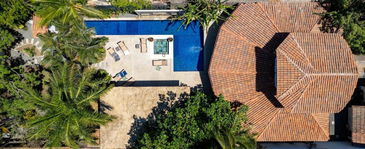 Holiday home Playa Potrero - Beachfront Villa, Big Private Pool - Casa Bella Catalina *