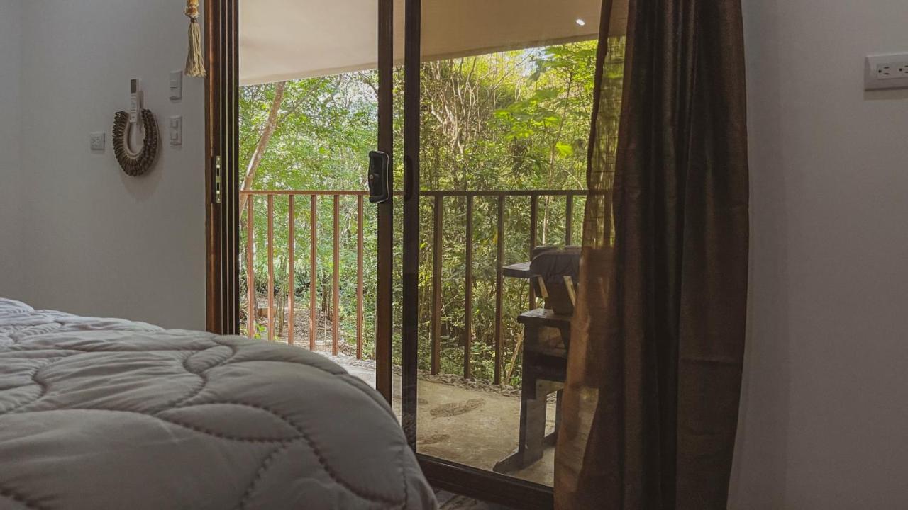 Dreamsea Surf Camp Costa Rica Hostel *
