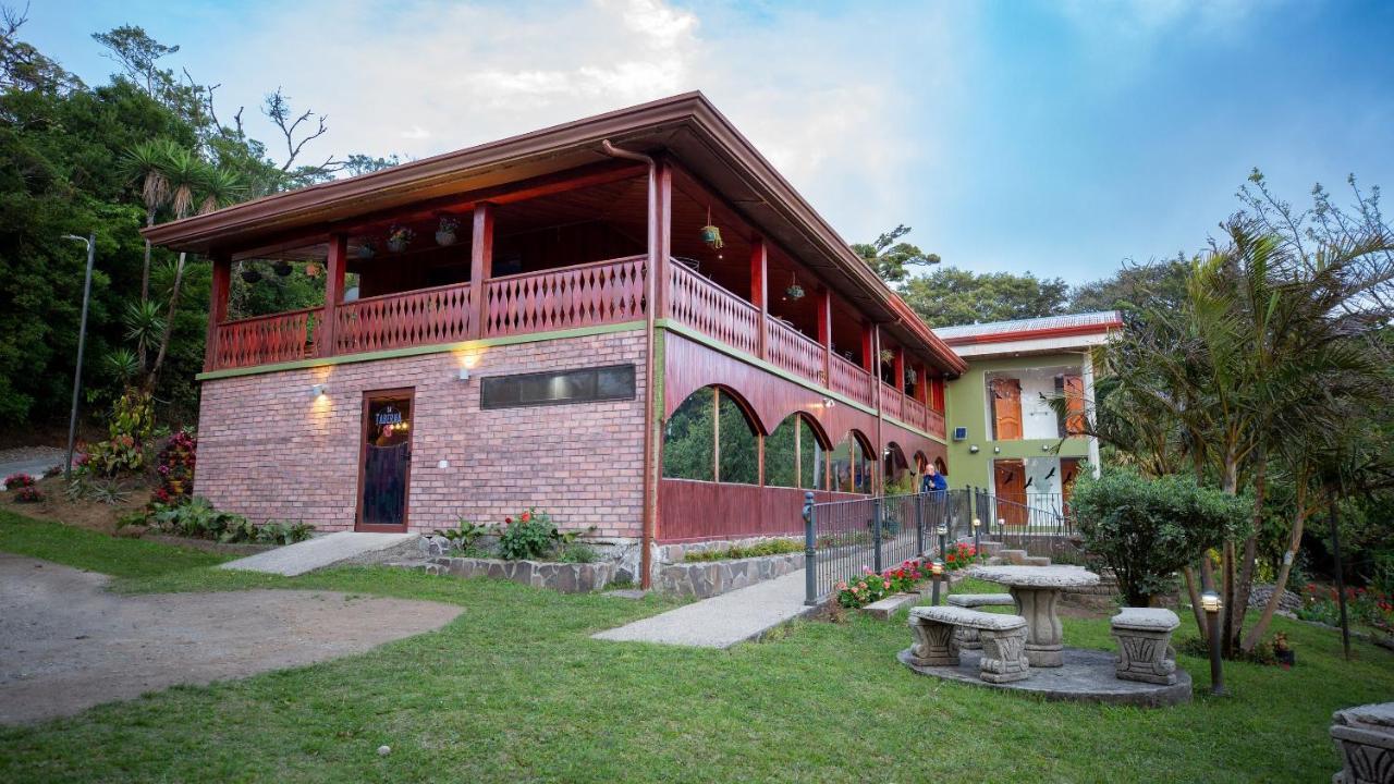 Fondavela Hotel