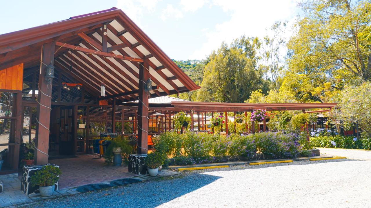 De Montana Suria Lodge San Gerardo de Dota