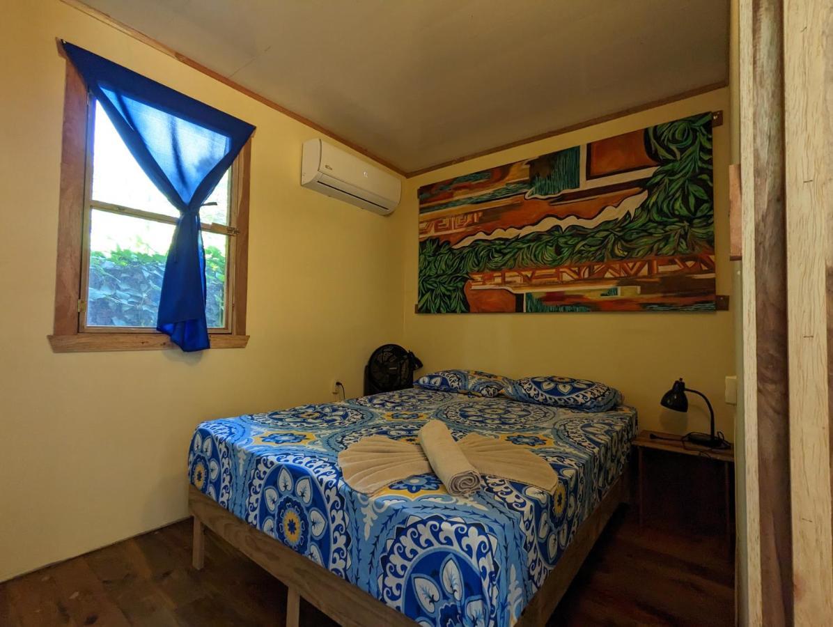Arboura Eco Uvita