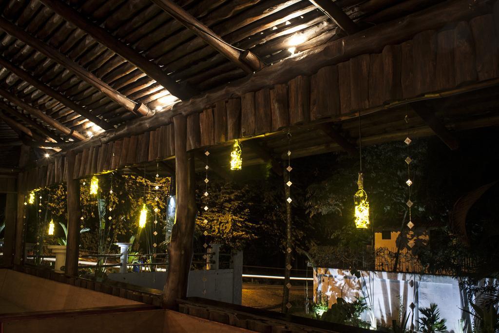 Hostel Manuel Antonio Hostel Resort *