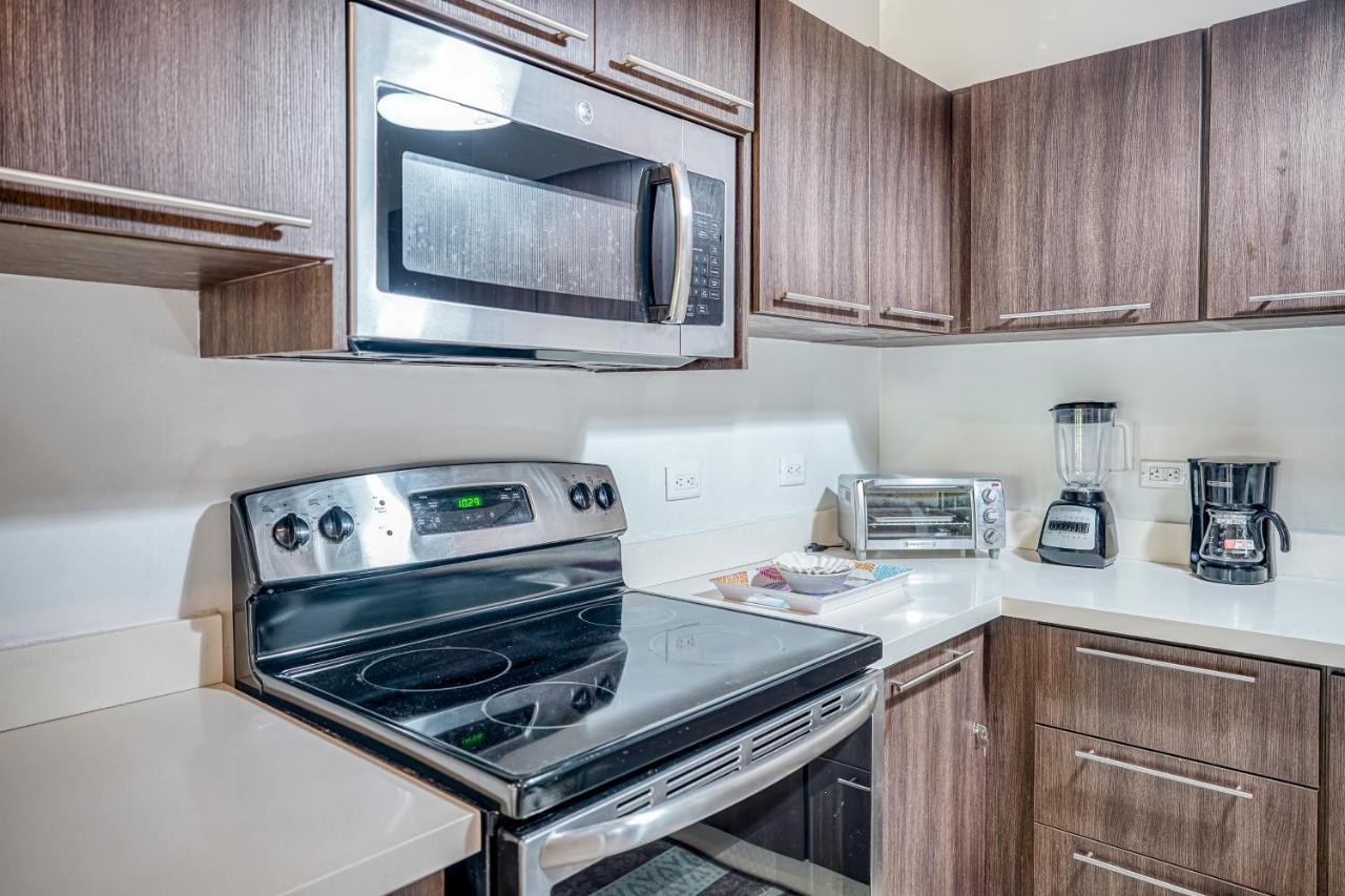 Bay 1202 Apartment
