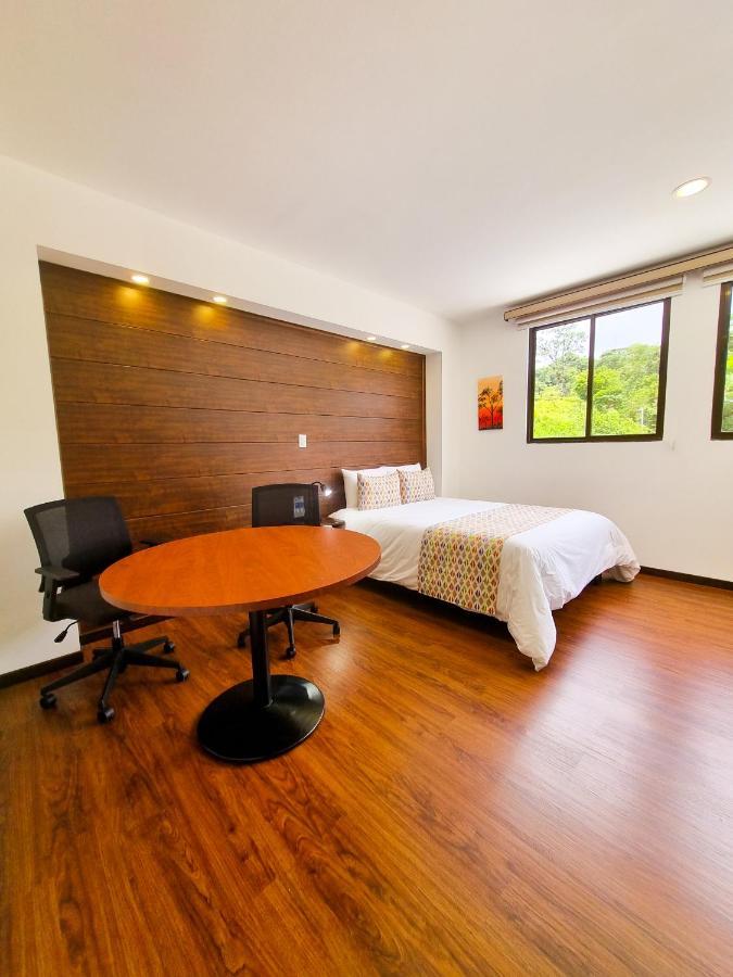Burbi Hotel