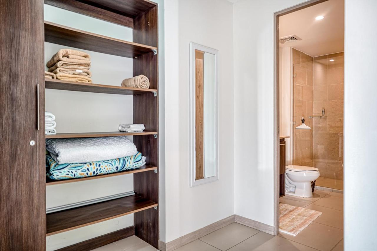 Bay 1202 Apartment