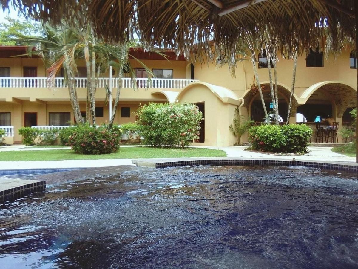 Delfin Playa Bejuco 3*