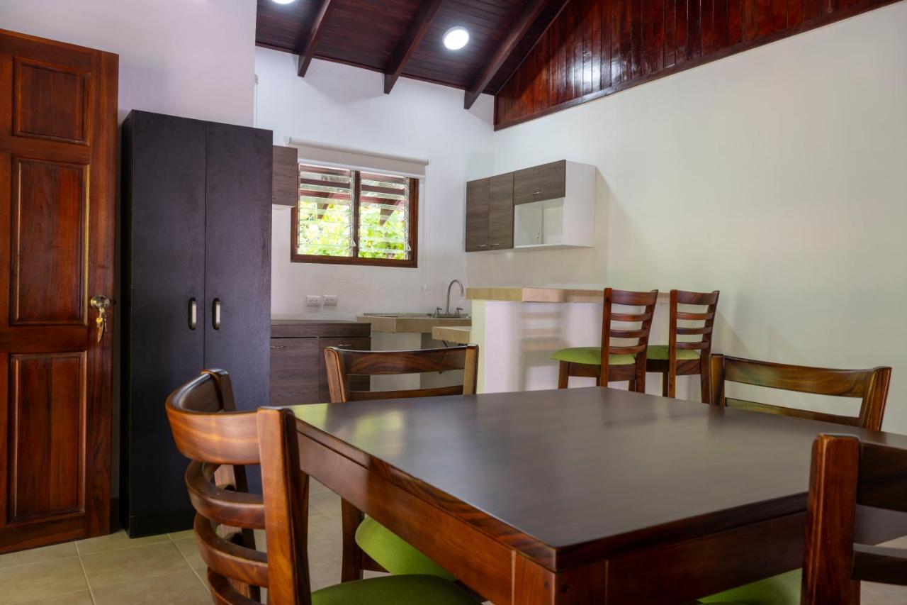 Fuego Del Sol Beachfront Hotel