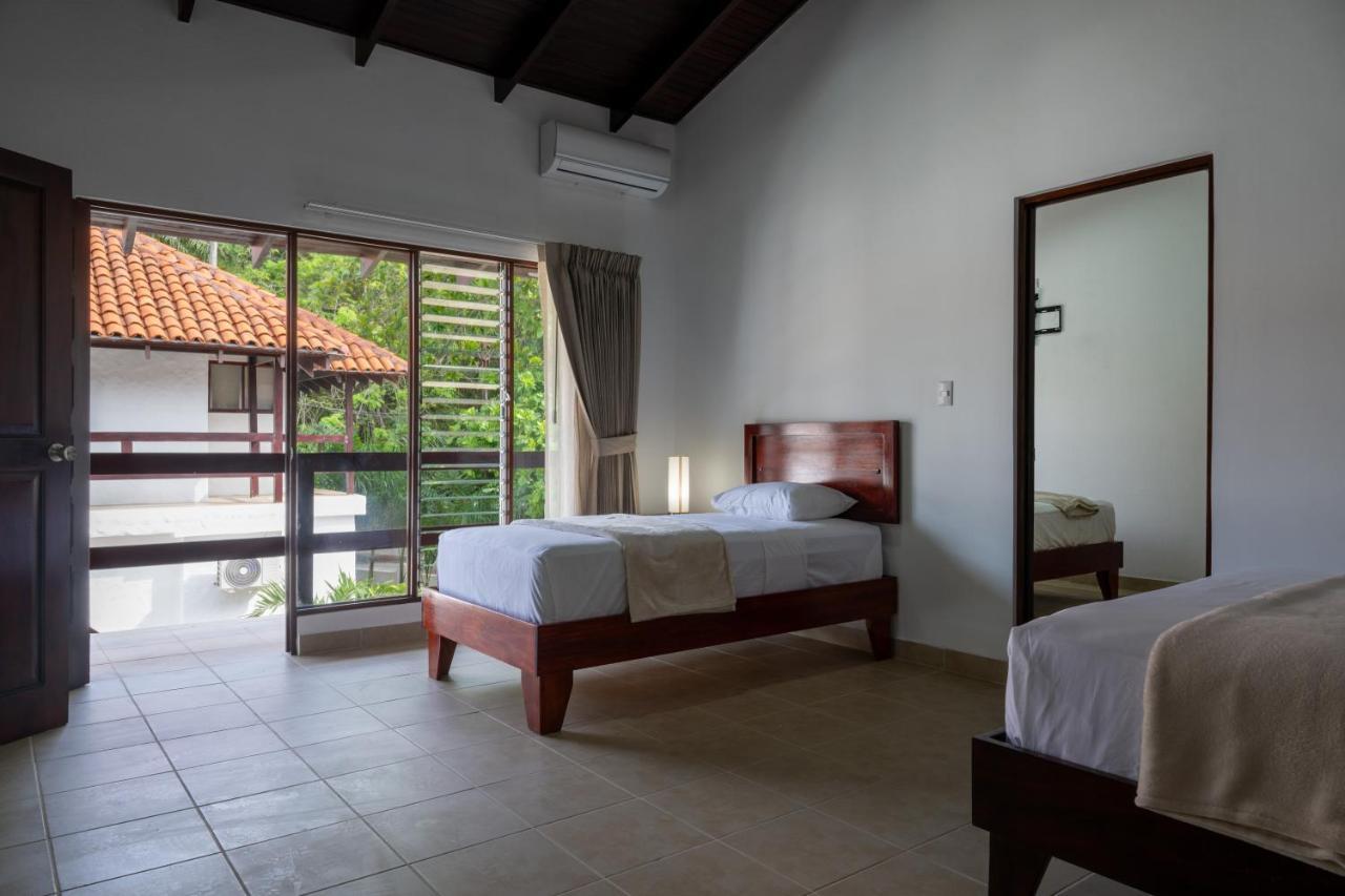Fuego Del Sol Beachfront