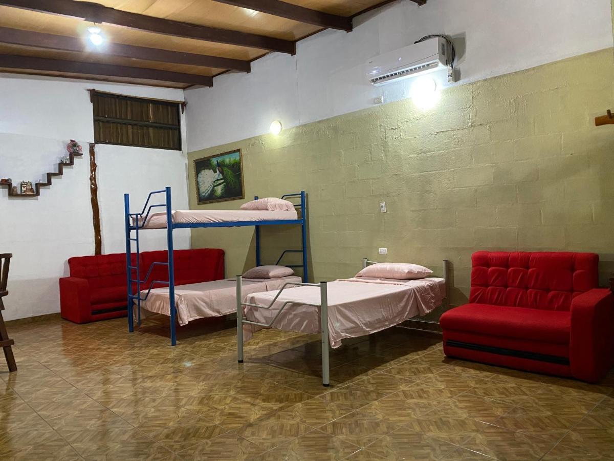 Guest house Mauras Tropical Mini & Tours Paquera