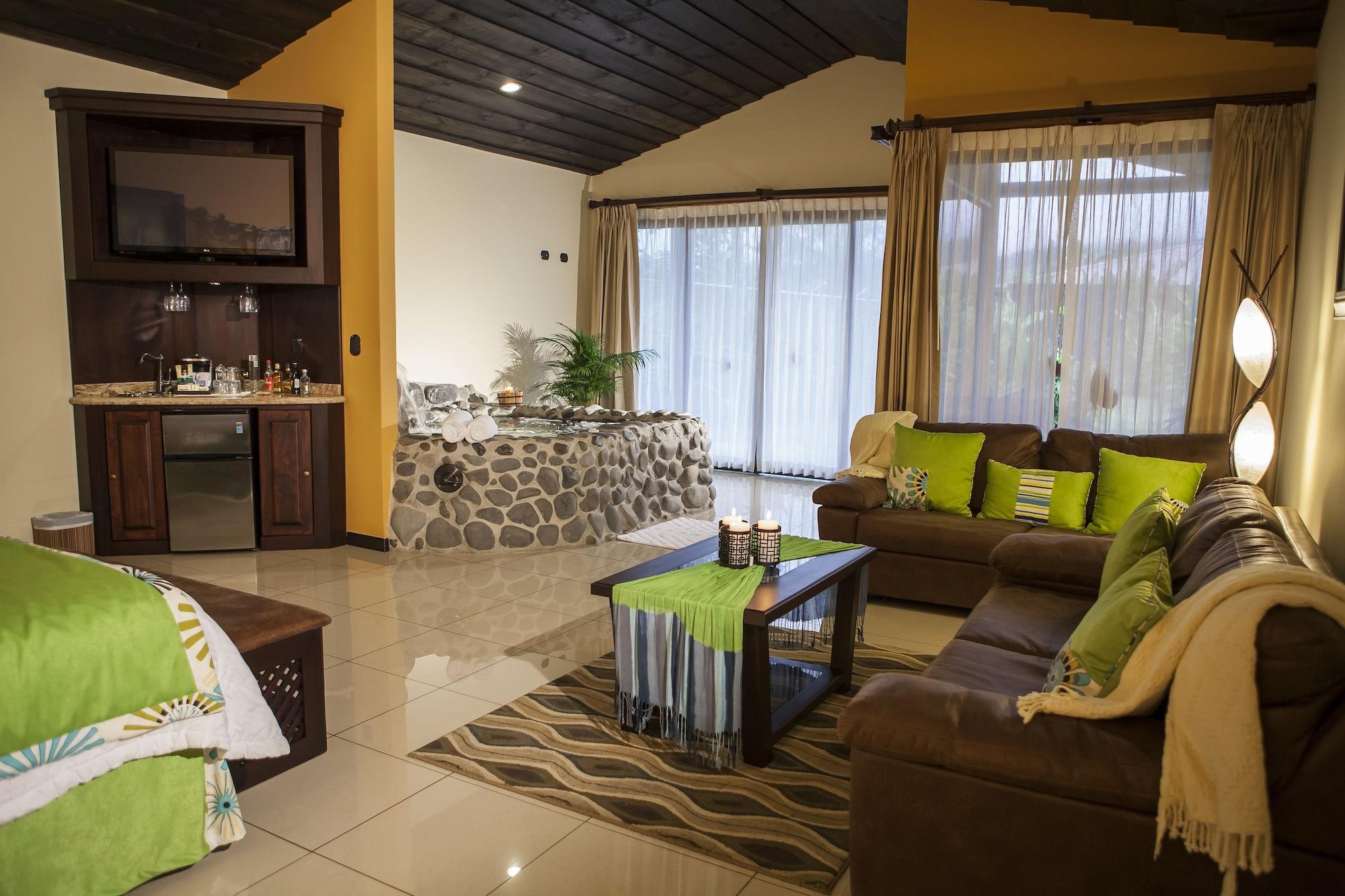 Hotel Arenal Springs & 5*