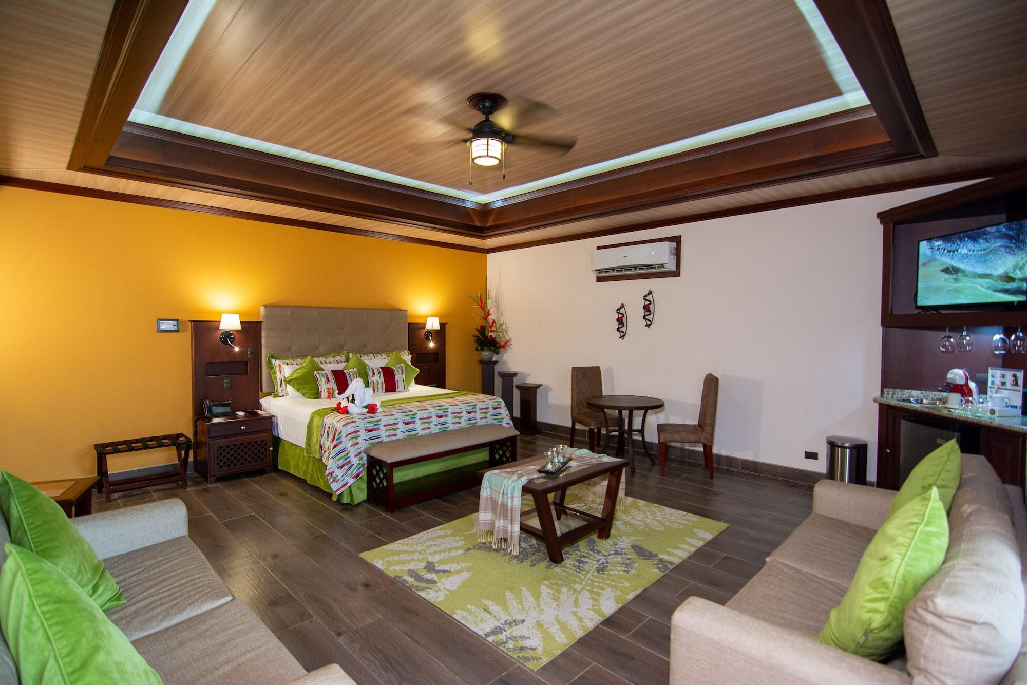 Hotel Arenal Springs &
