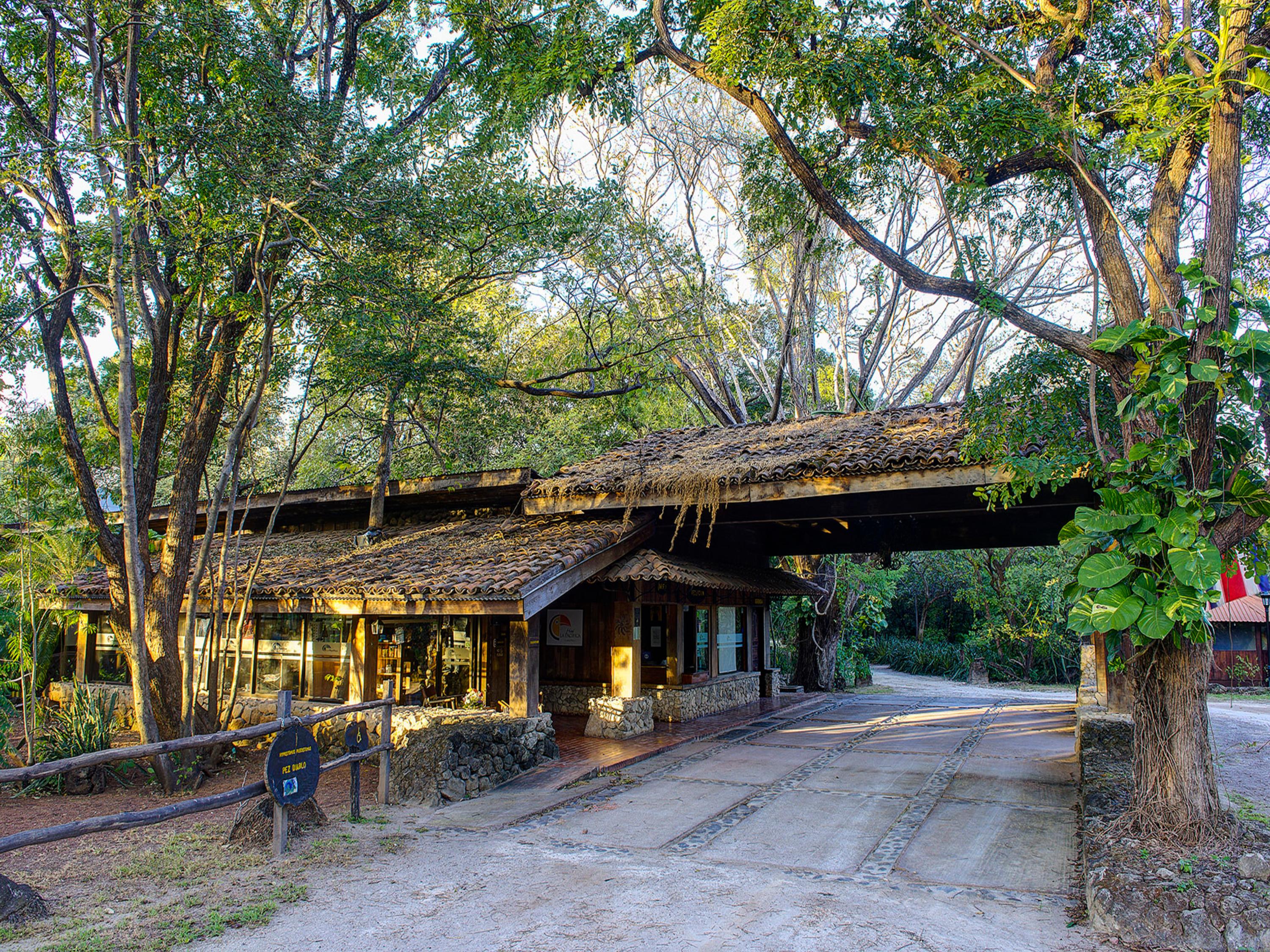 Hacienda La Pacifica Eco-lodge Hotel
