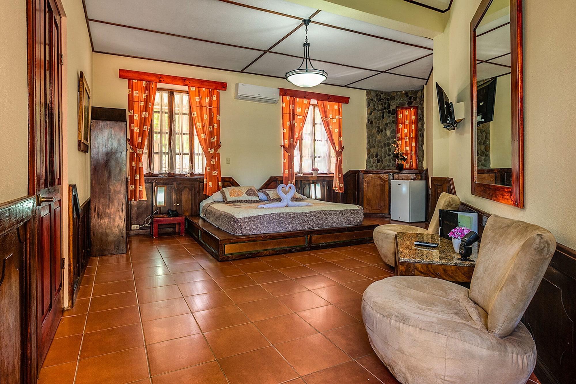 Hotel Playa Bejuco Esterillos Este