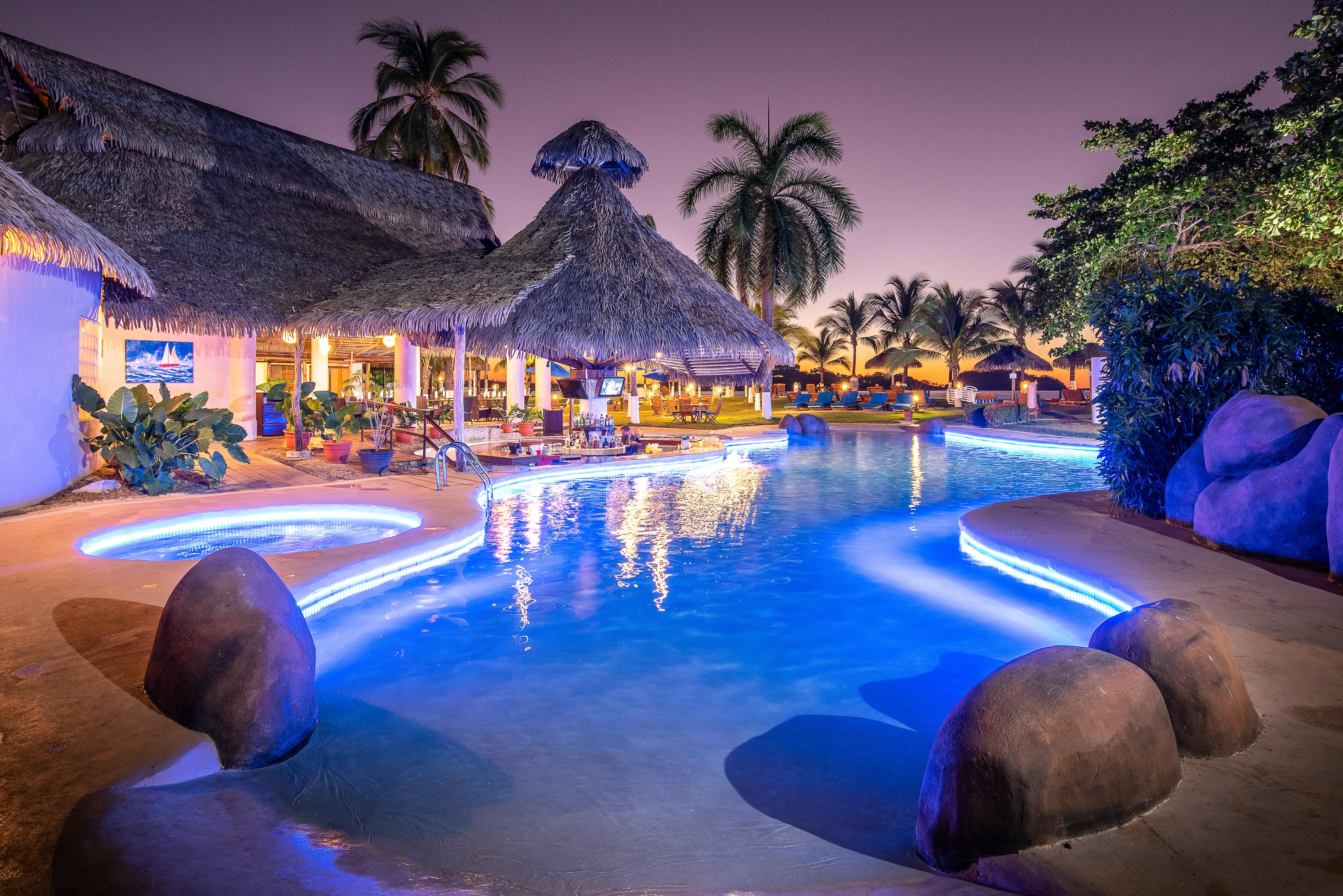 Bahia Del Sol Beach Front Boutique 4*