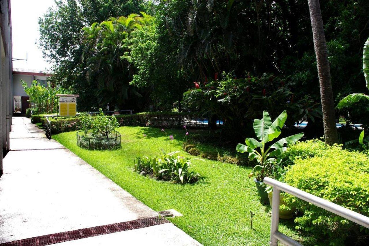 Boyeros 3* Liberia