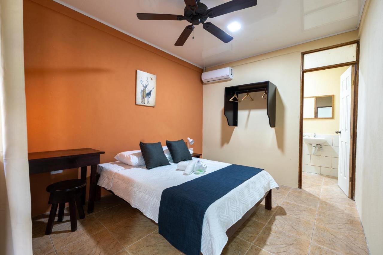 El Cocobolo Food&rest 6 Wifi Ac Pkg Gratis Bed & Breakfast *