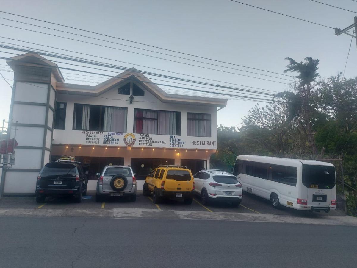 Alisson Y Restaurant Monteverde