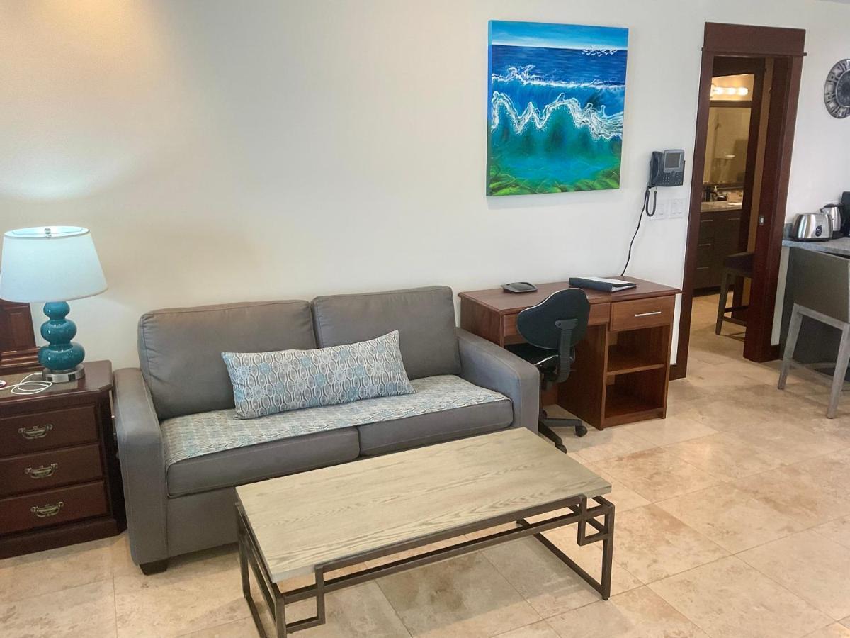 Oceanfront #1119 In A Luxury