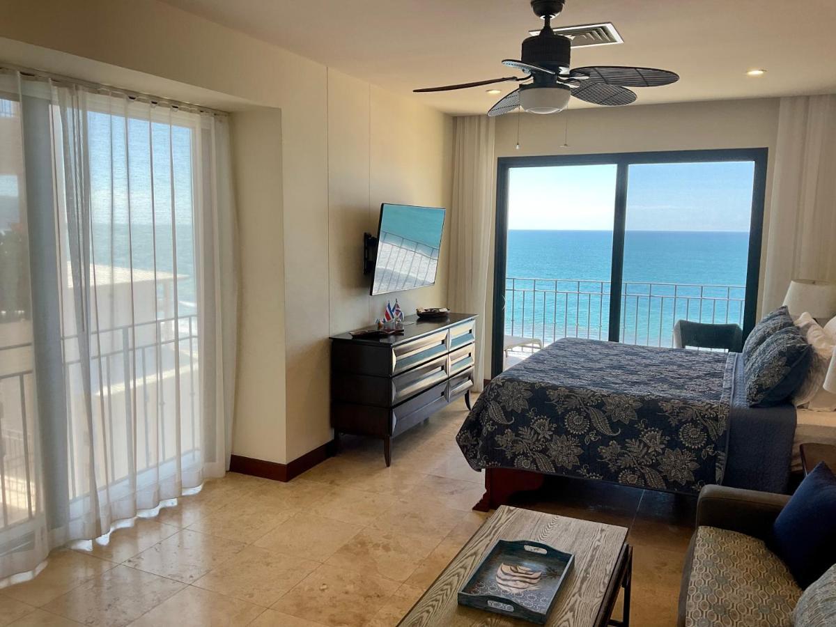 Oceanfront #1119 In A Luxury