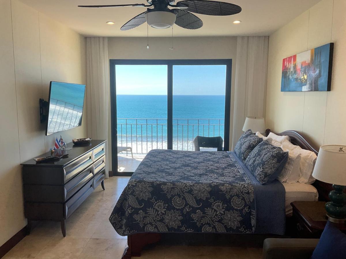 Oceanfront #1119 In A Luxury *