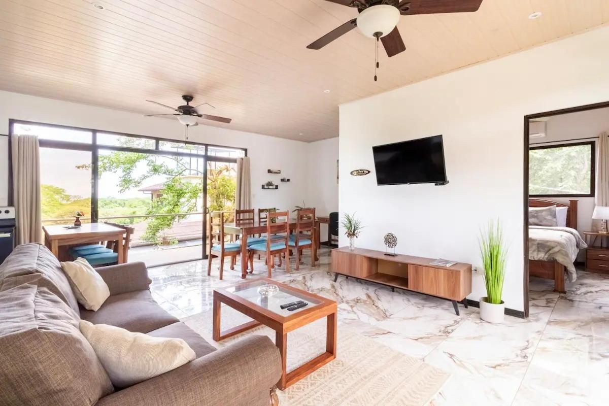 Penthouse W/ Ocean And Pool View Apartment Nicoya