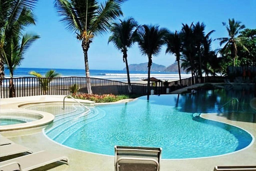 Secretjaco - Luxury Front Penthouse With Pool & Jacuzzi Hotel