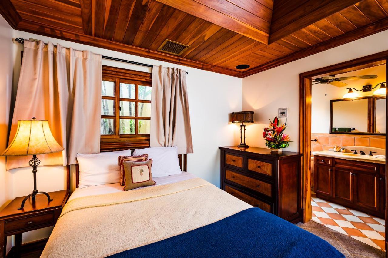 Casa Arrecife - 5bdr Beachfront - Ethereal Sunsets Villa *