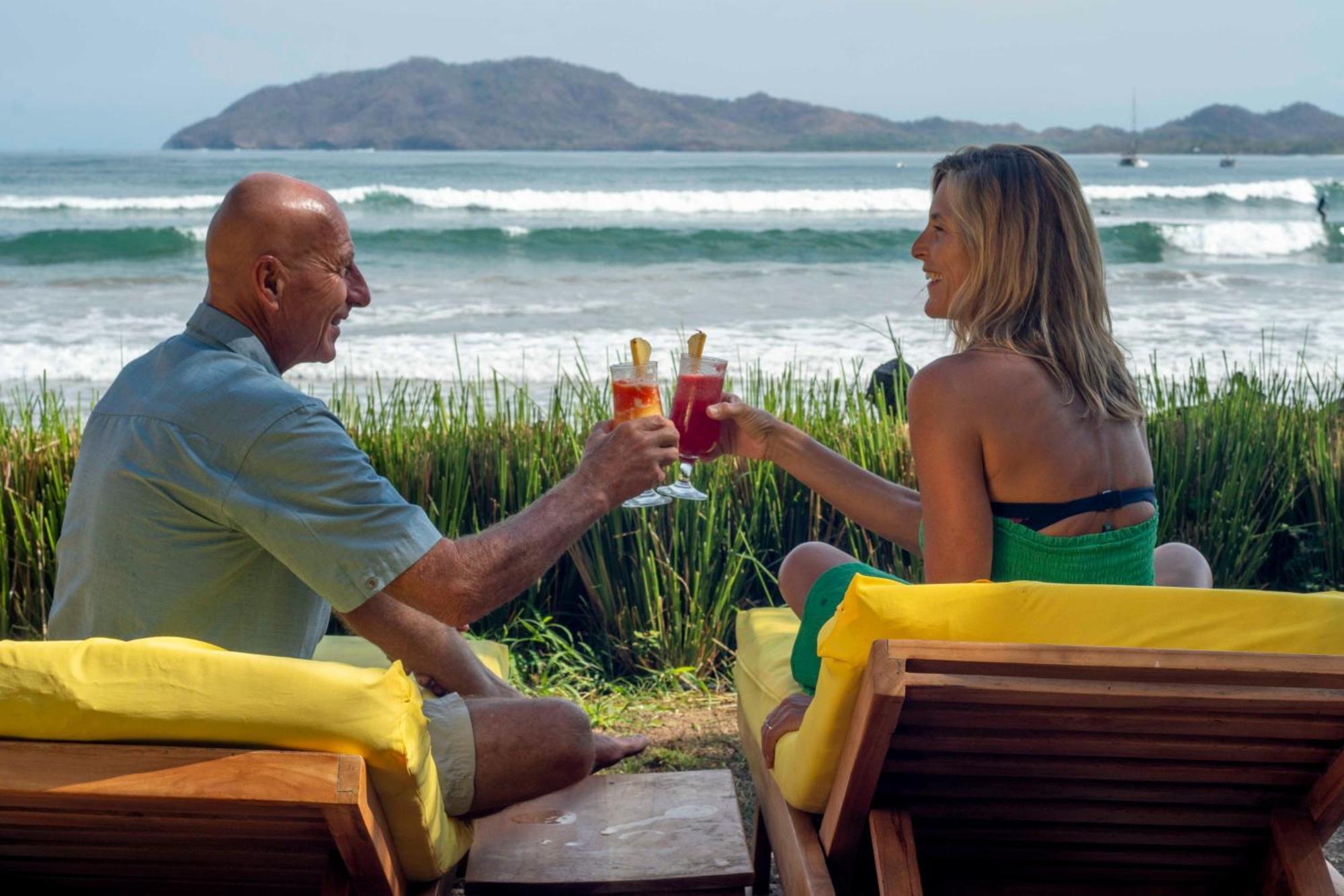 Hotel Capitan Suizo Beachfront Boutique 4*